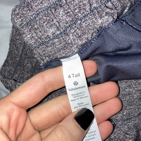 Hottie hot shorts - Picture 2 of 2